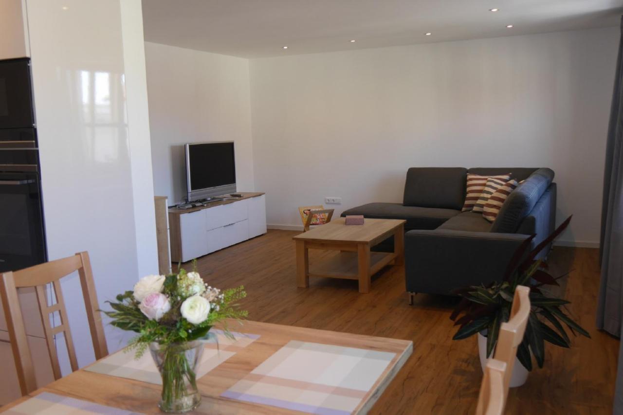 Ferienwohnung Rosenberger Kolitzheim Exterior foto